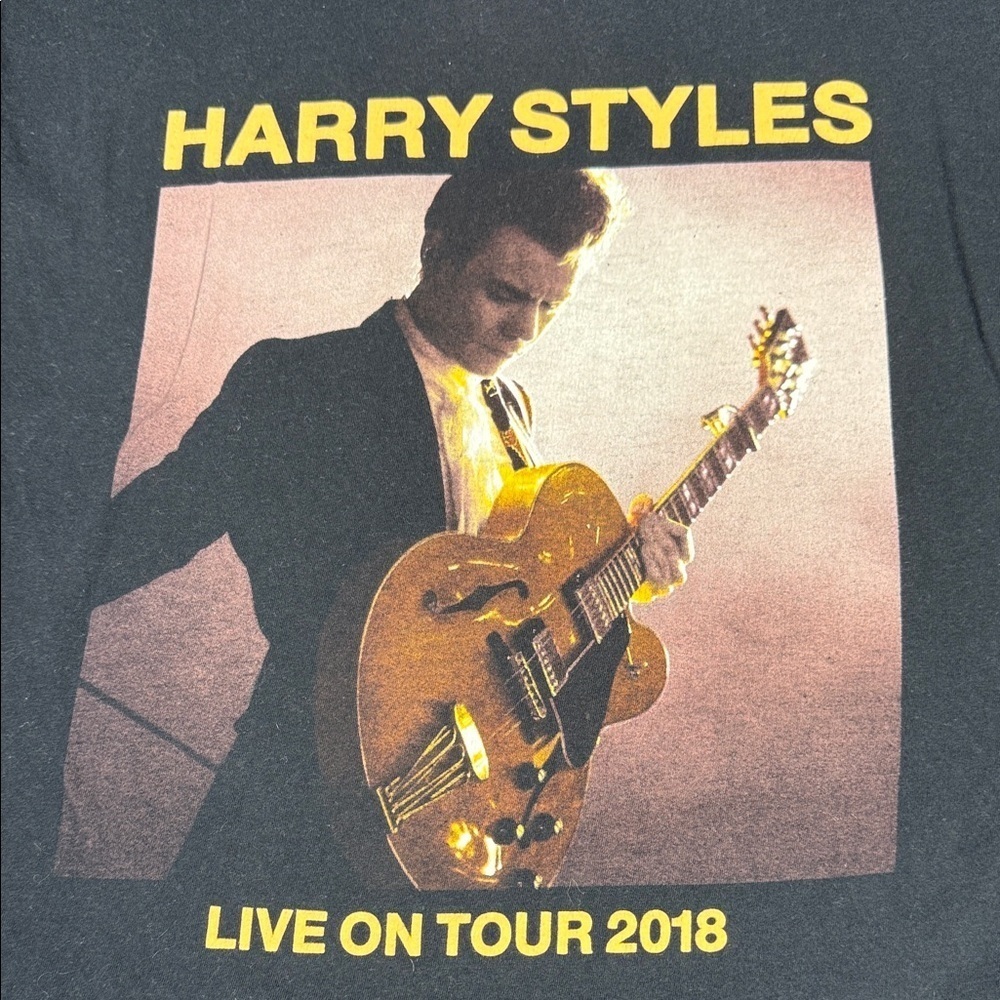 Harry Styles Tour 2018 Black Graphic Tee - Picture 5 of 6